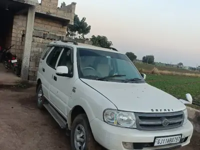 ગાડી વેચવાની છે ગાડી વેચવાની છે