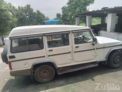 Mahindra Bolero SUV White Mahindra Bolero SUV White