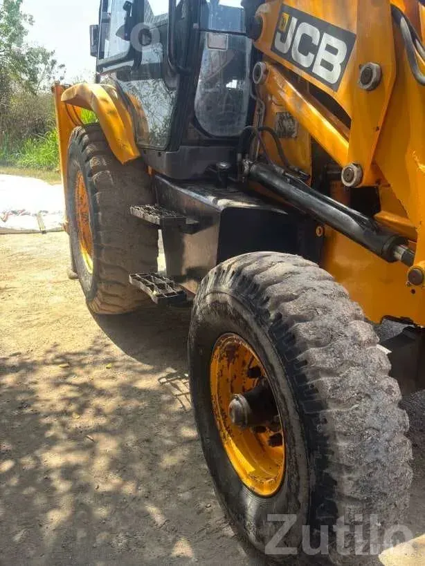 JCB 3DX Backhoe Loader 2013 - બાંધકામના વાહનો - જુનાગઢ - Image 5