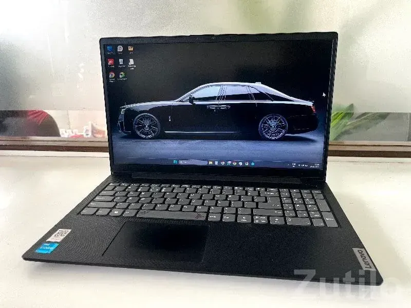 Lenovo Laptop for Sale – Slim Black - લેપટોપ અને કમ્પ્યુટર - ભેસાણ - Image 2