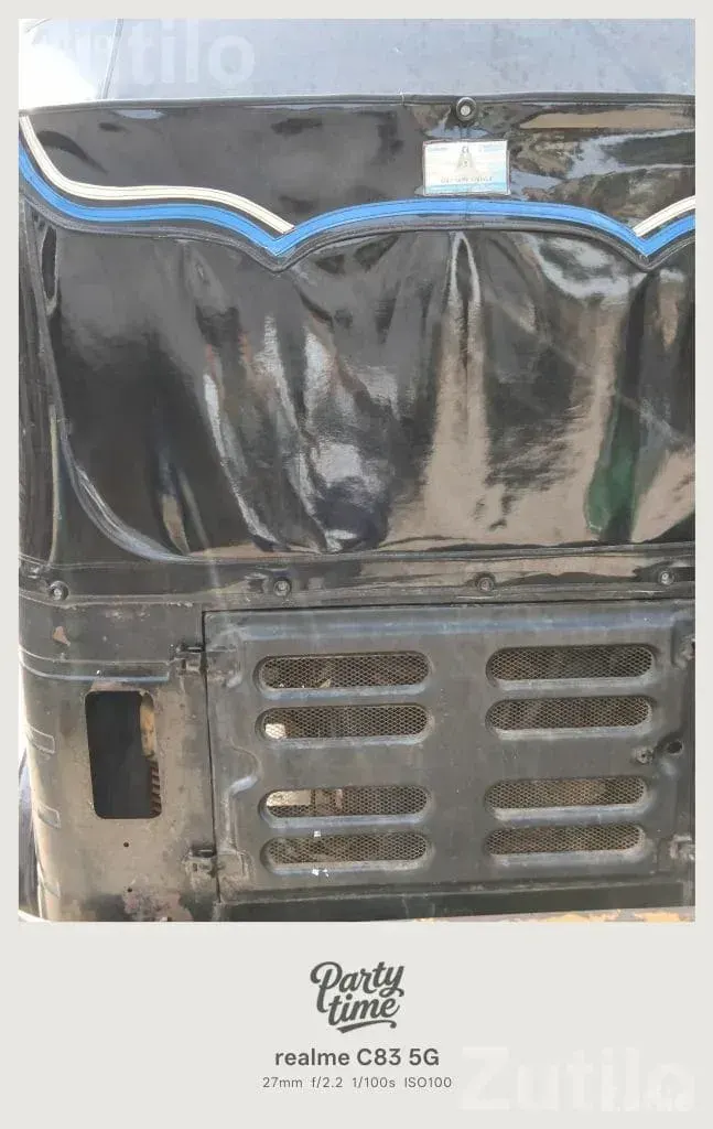 2011 Auto Rickshaw with Rebuilt Engine - ઓટો રિક્ષા - પેટલાદ - Image 3