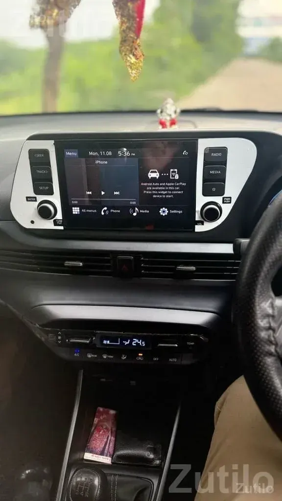 Hyundai i20 Petrol CNG 2022 Manual - Cars - Surat City - Image 2