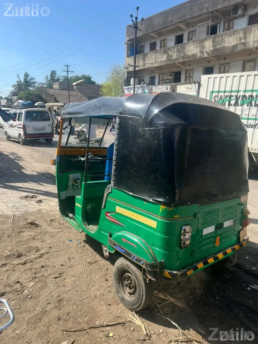 Passenger Auto Rickshaw for Sale - ઓટો રિક્ષા - મહુવા - Image 3