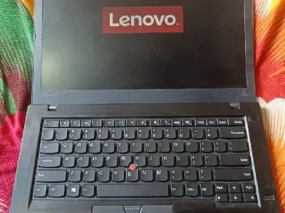 Lenovo ThinkPad Laptop – Intel Inside Lenovo ThinkPad Laptop – Intel Inside