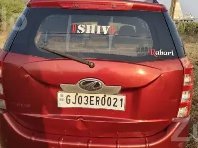 Mahindra XUV500 W8 2012 SUV