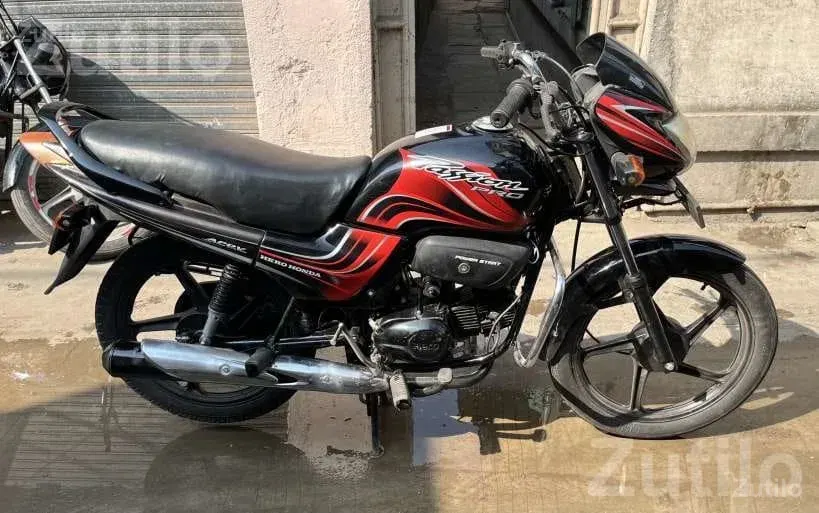 Hero Passion 2012 Bike 1 Owner - Bikes - Rajkot City - Image 2