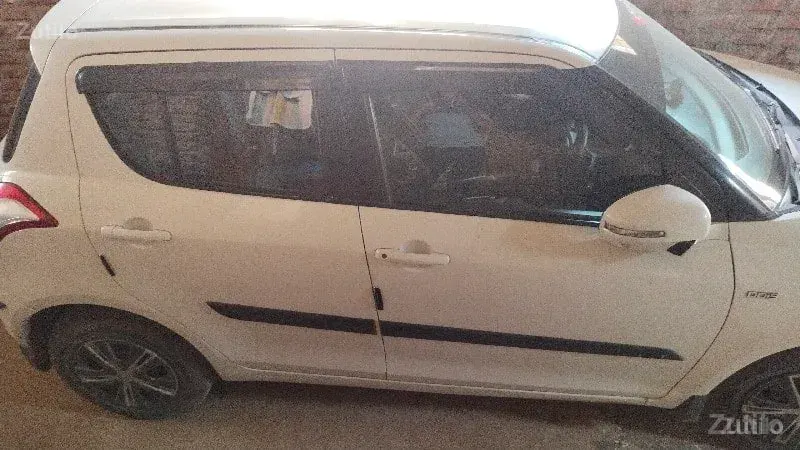 car - Cars - Una - Image 2