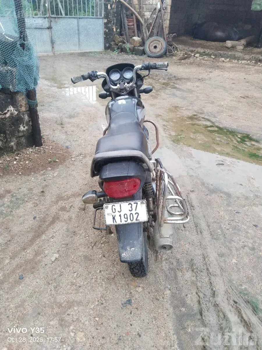 Hero CD Deluxe 2021 Used Bike - બાઇક્સ - માંગ્રોળ - Image 3