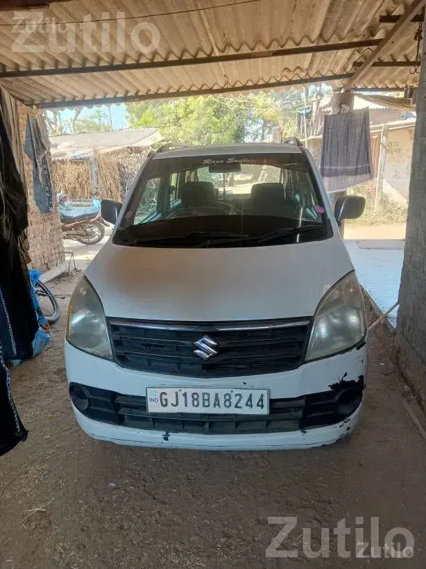 Maruti Suzuki WagonR 2011 White - કાર - ખેરાલુ - Image 3