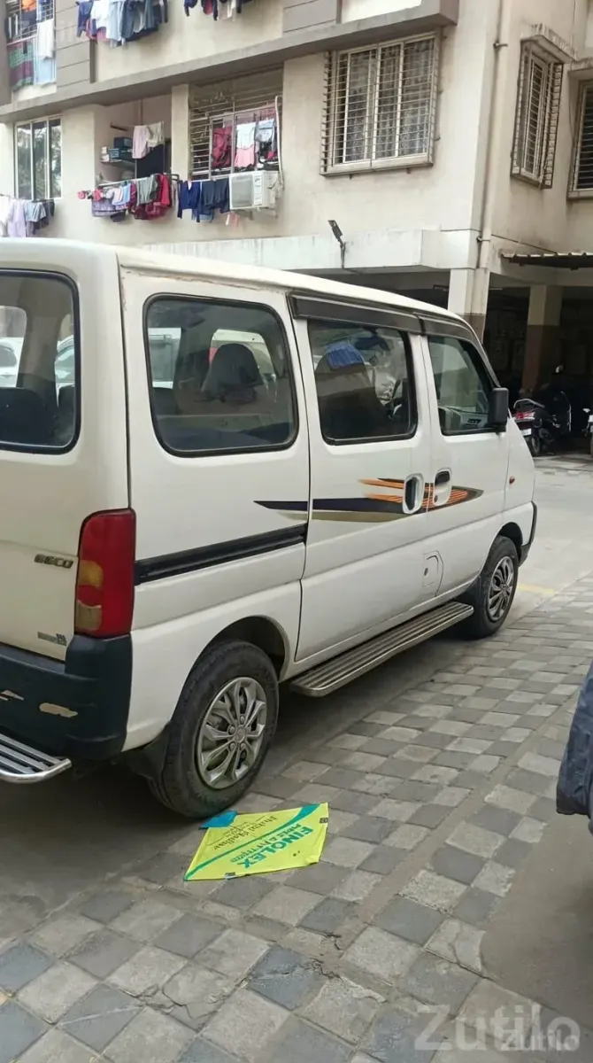 2017 Maruti Suzuki Eeco Petrol CNG - કાર - અમદાવાદ શહેર - Image 3