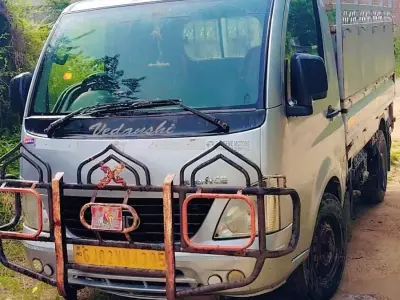 Tata Super Ace 2013 Cargo Truck Tata Super Ace 2013 Cargo Truck