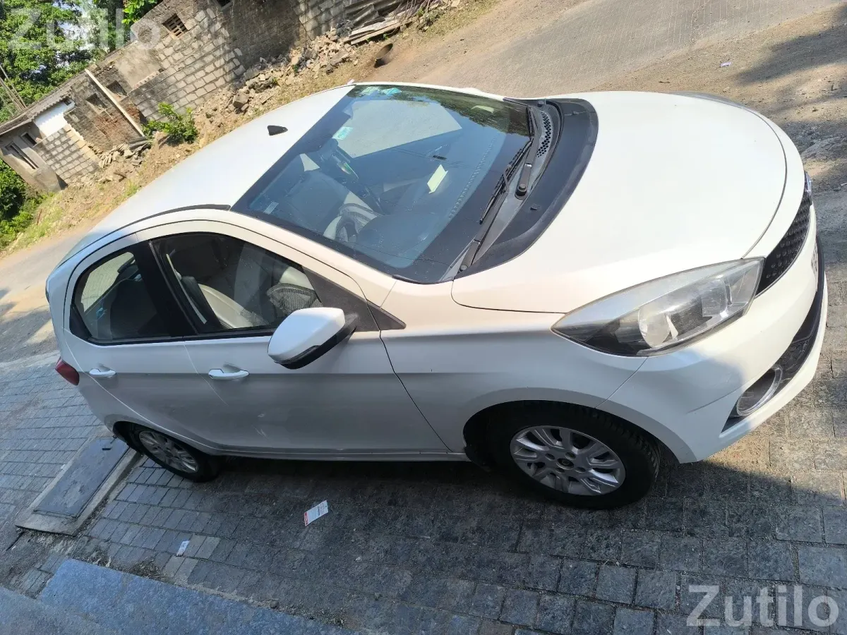 Tata Tiago XZA Automatic CNG - કાર - ભાવનગર શહેર - Image 4