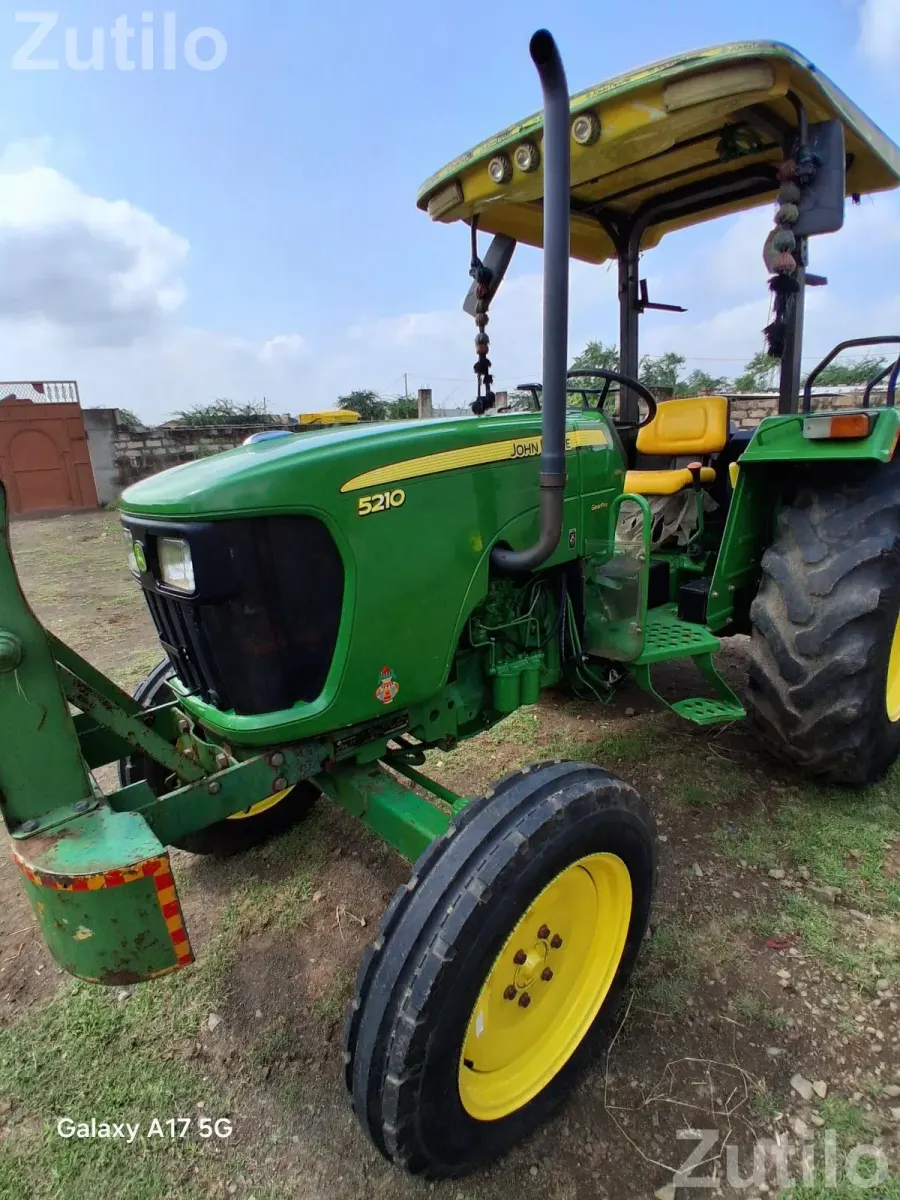 John Deere 5210 - Tractors - Chotila - Image 2
