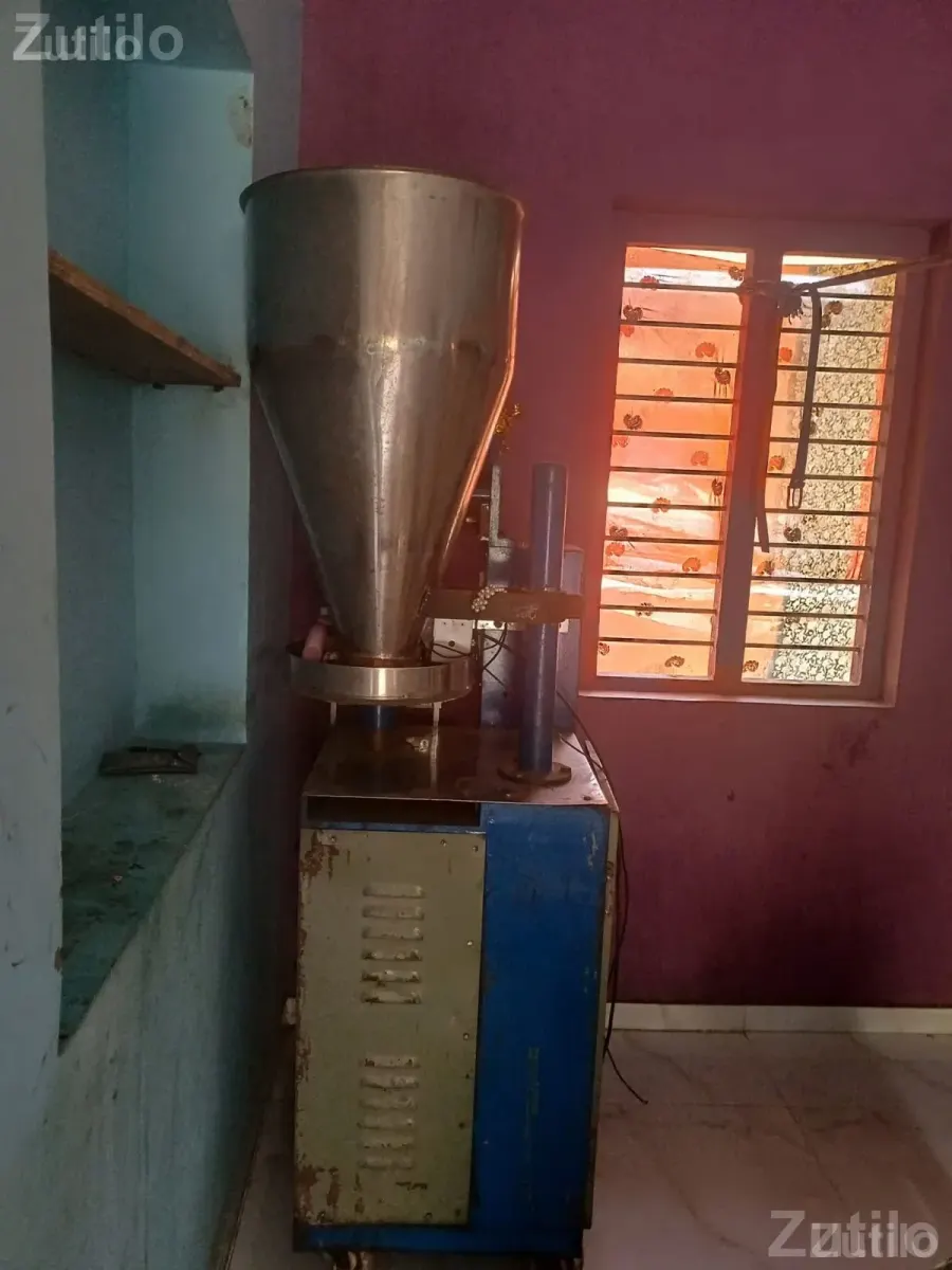 Supari Pouch Packing Machine - પેકેજિંગ અને પ્રિન્ટિંગ મશીનો - પેટલાદ - Image 2