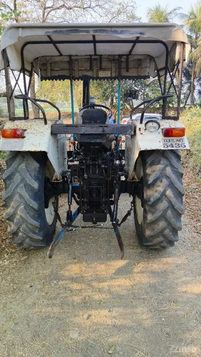 NEW HOLLAND 3230 - ટ્રેક્ટર - વિસાવદર - Image 3