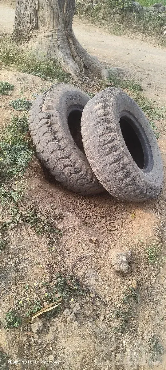 Used 900-16 Heavy Vehicle Tyres for Sale - ઓટો પાર્ટ્સ - બાંટવા - Image 3