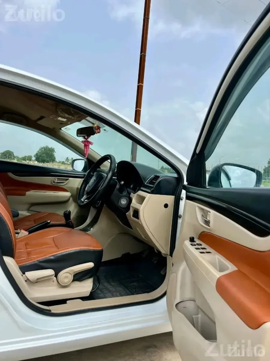Maruti Suzuki Ciaz VDi+ 2015 - કાર - જુનાગઢ - Image 5