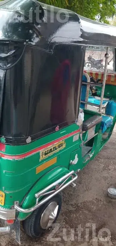2016 CNG Auto Rickshaw, Third Owner - ઓટો રિક્ષા - મહેસાણા શહેર - Image 2