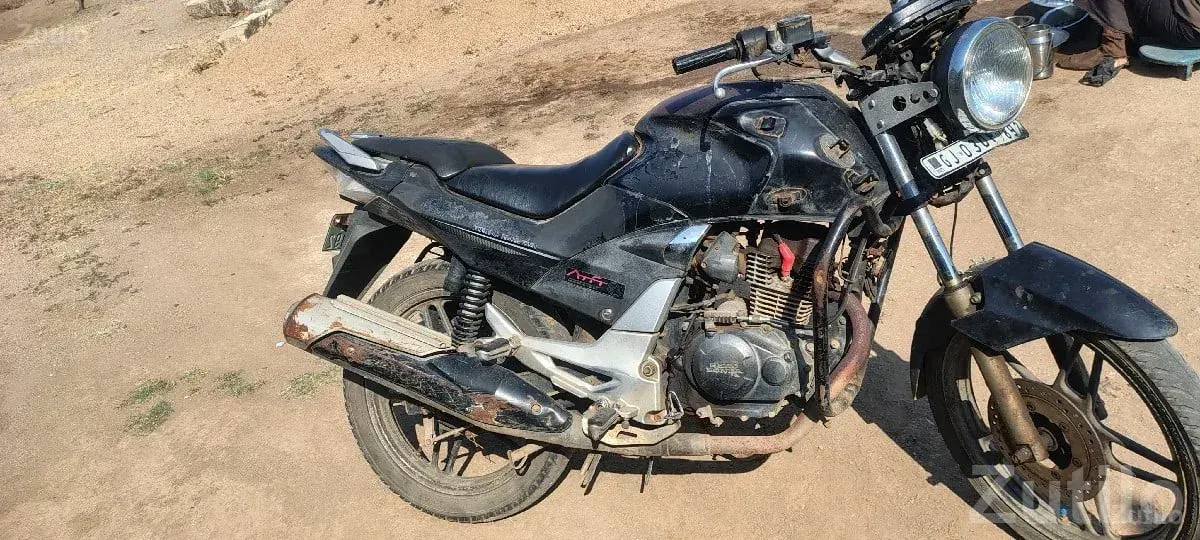 Hero Honda CBZ 2011 Used Bike for Sale - Bikes - Bhanvad - Image 3