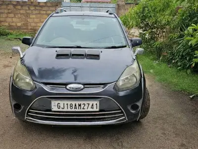 Used Ford Figo Black Hatchback Car Used Ford Figo Black Hatchback Car