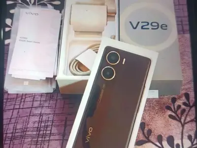 Vivo V29e 5G with Box & Charger Vivo V29e 5G with Box & Charger