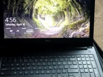 Dell Laptop with 4GB RAM Dell Laptop with 4GB RAM