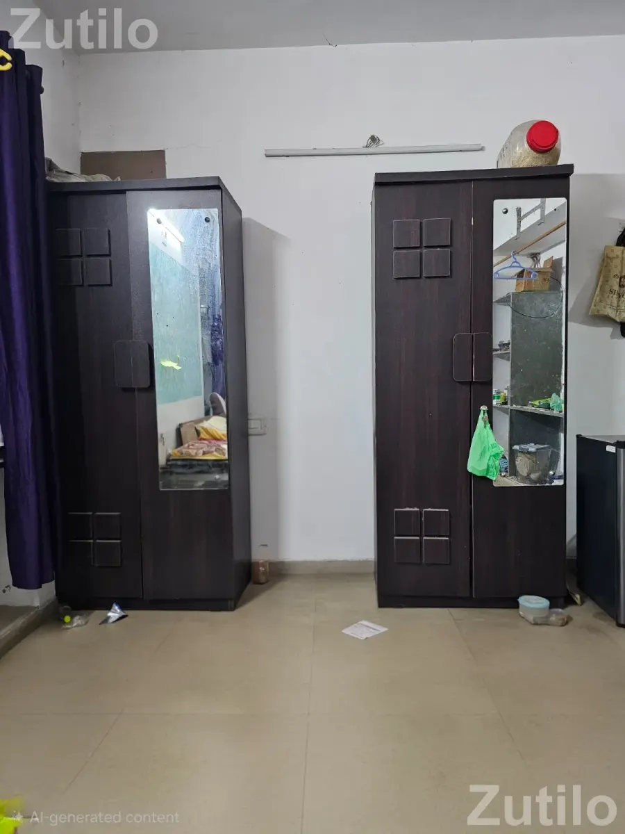 Wardrobe - વોર્ડરોબ, કબાટ અને સ્ટોરેજ - અમદાવાદ શહેર - Image 1