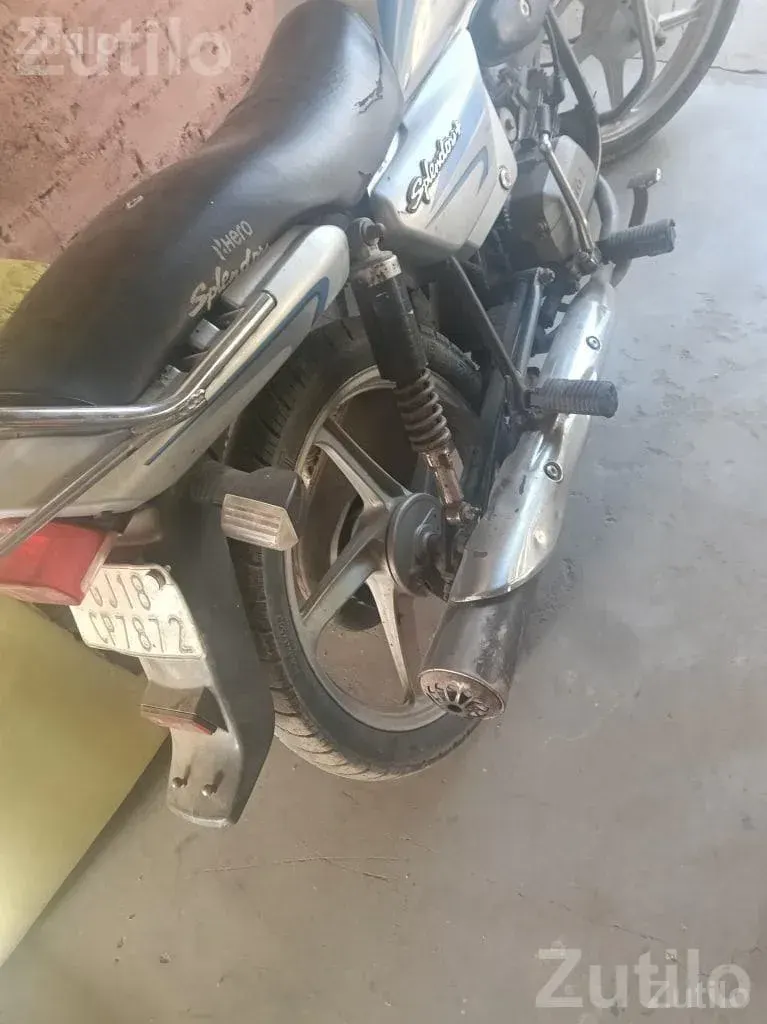 Hero Honda Super Splendor 2016 Bike - બાઇક્સ - પાટણ શહેર - Image 3
