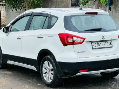 Maruti Suzuki S-Cross 1.6 Alpha Maruti Suzuki S-Cross 1.6 Alpha
