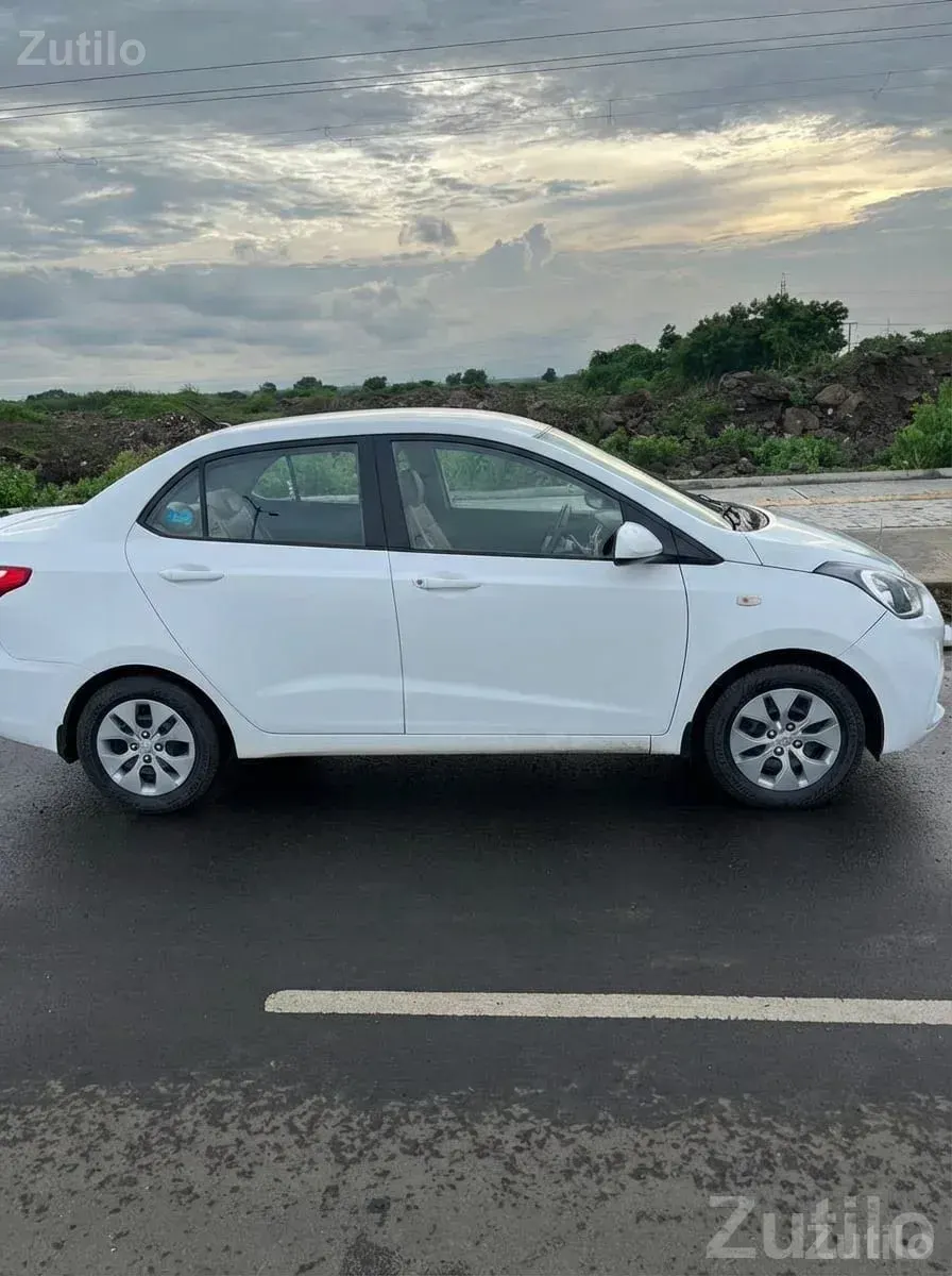 Hyundai Xcent White Sedan – Well Maintained - Cars - Gondal - Image 2