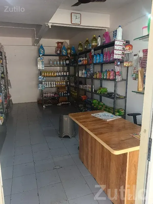 Commercial Shop Space for Sale in Keshod - Shops - Keshod - Image 2