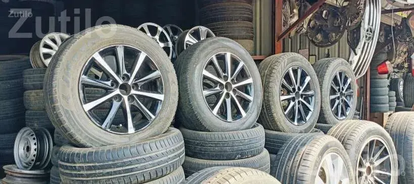 Alloy Wheels and Tyres for Innova Brezza i20 - Auto Parts - Surat City - Image 5