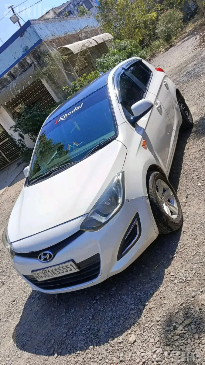Hyundai i20 Magna 2012 - કાર - પોરબંદર - Image 3