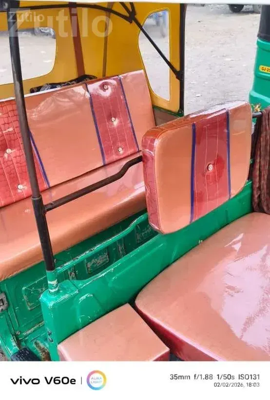 Bajaj 4 Stroke CNG Auto Rickshaw 2021 - Auto Rickshaws - Rajkot City - Image 4