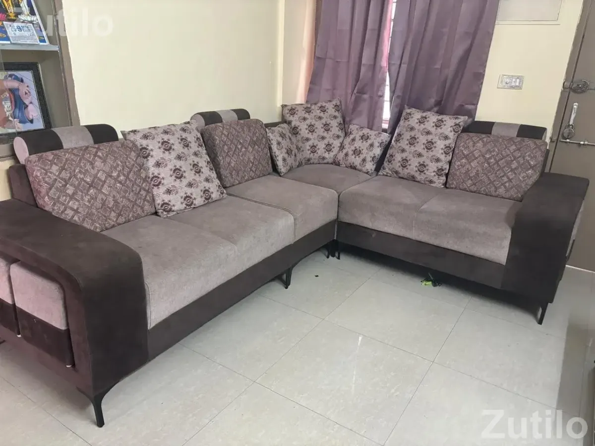 6 seater sofa - સોફા સેટ અને કાઉચ - અમદાવાદ શહેર - Image 2