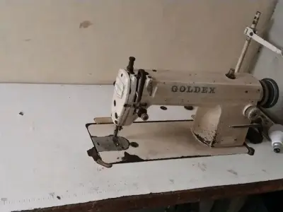 Goldex Sewing Machine with Table Goldex Sewing Machine with Table