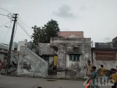Old House for Sale in Keshod Old House for Sale in Keshod