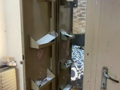 Cupboard (almari) Cupboard (almari)