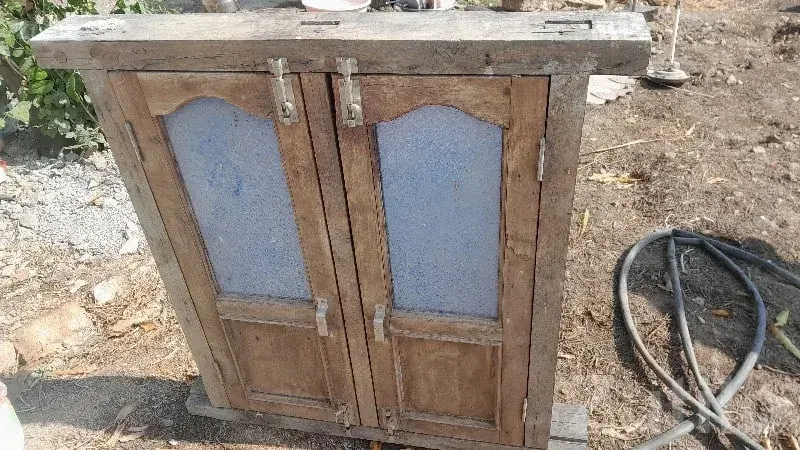Old Wooden Window Frame For Sale - Miscellaneous - Kalyanpur - Image 3