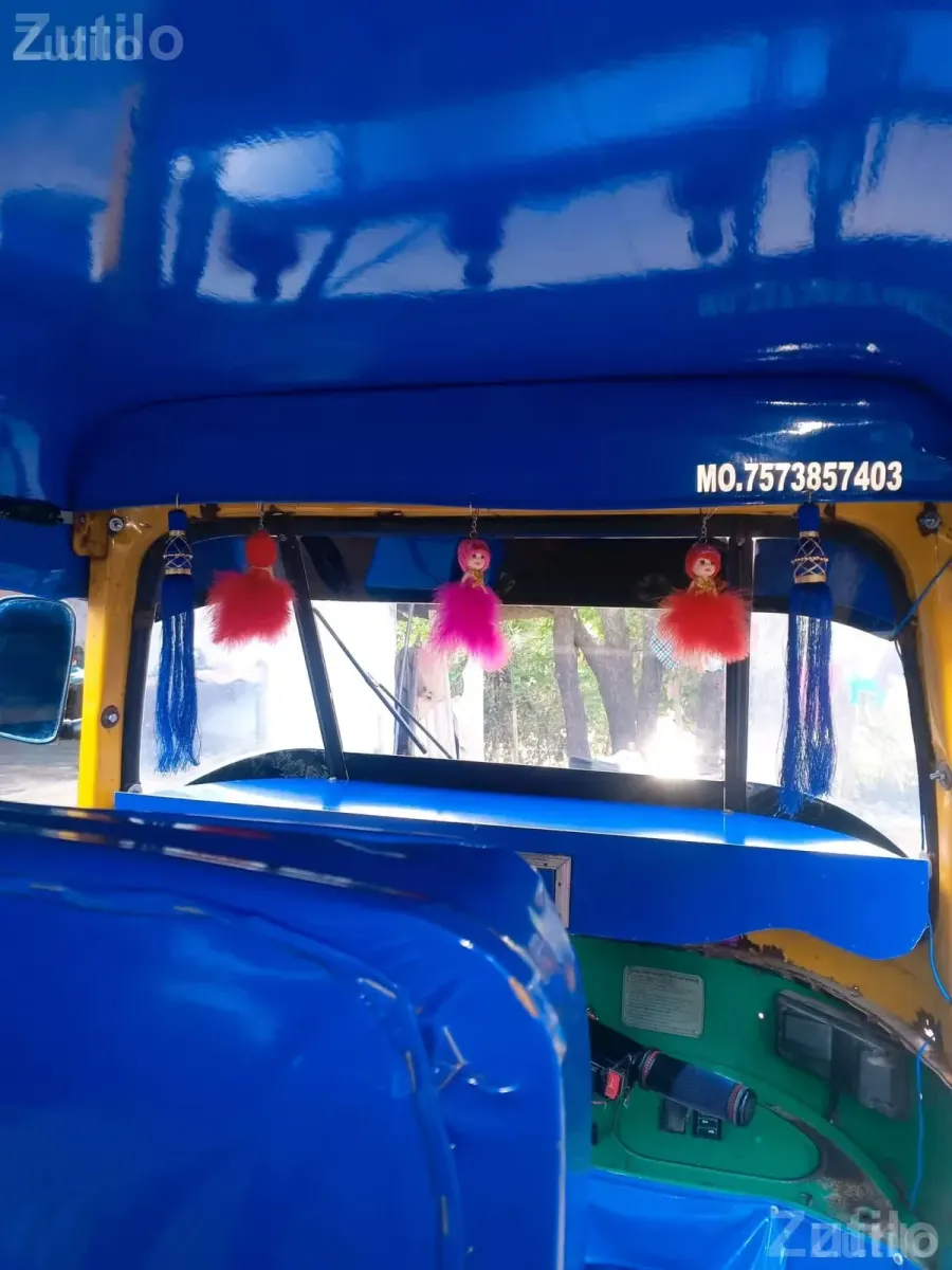 2010 CNG Auto Rickshaw - Auto Rickshaws - Palanpur - Image 3