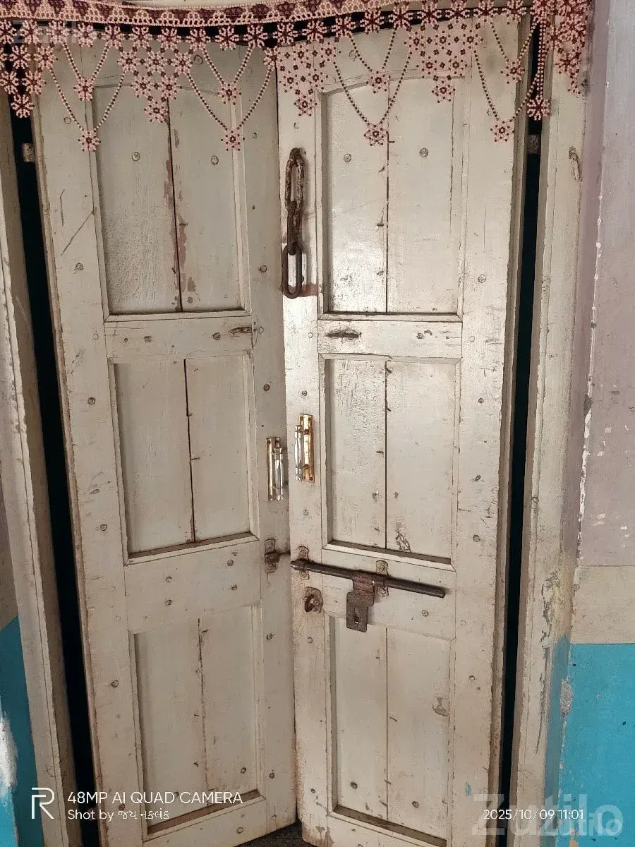 Wooden Main Door With Upper Vent Window - Miscellaneous - Mangrol - Image 2