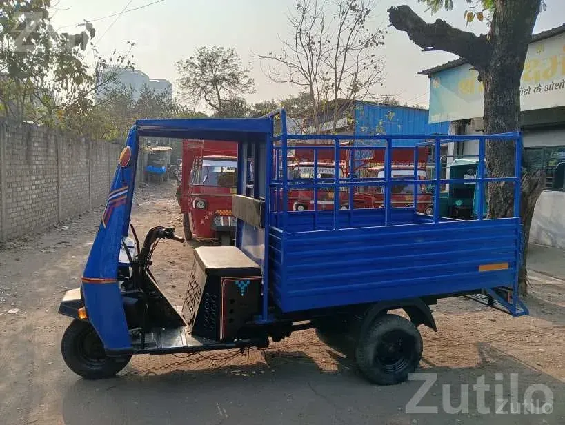 Atul Shakti Cargo Auto Rickshaw 2015 - ઓટો રિક્ષા - સુરત શહેર - Image 2