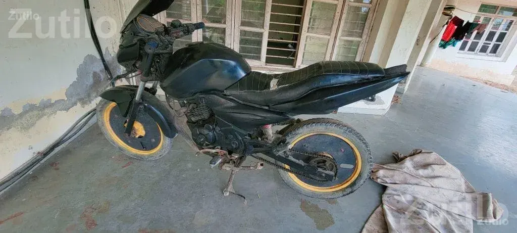 2010 Modified Black Self Start Scooter - બાઇક્સ - સાણંદ - Image 2