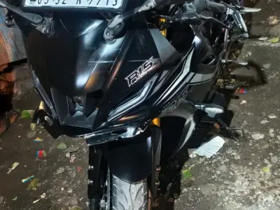 Yamaha R15 V4 Black Sports Bike Yamaha R15 V4 Black Sports Bike