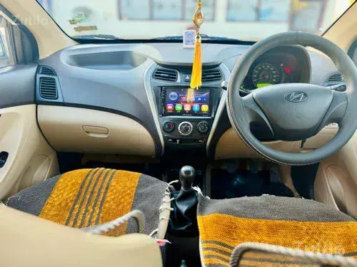 HYUNDAI EON 2017 CNG (FIRST OWNER) - Cars - Gondal - Image 3