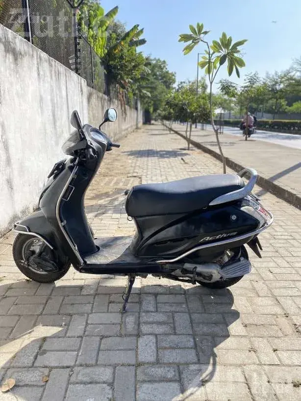 Honda Activa 2012 Scooter Single Owner - બાઇક્સ - અમદાવાદ શહેર - Image 2