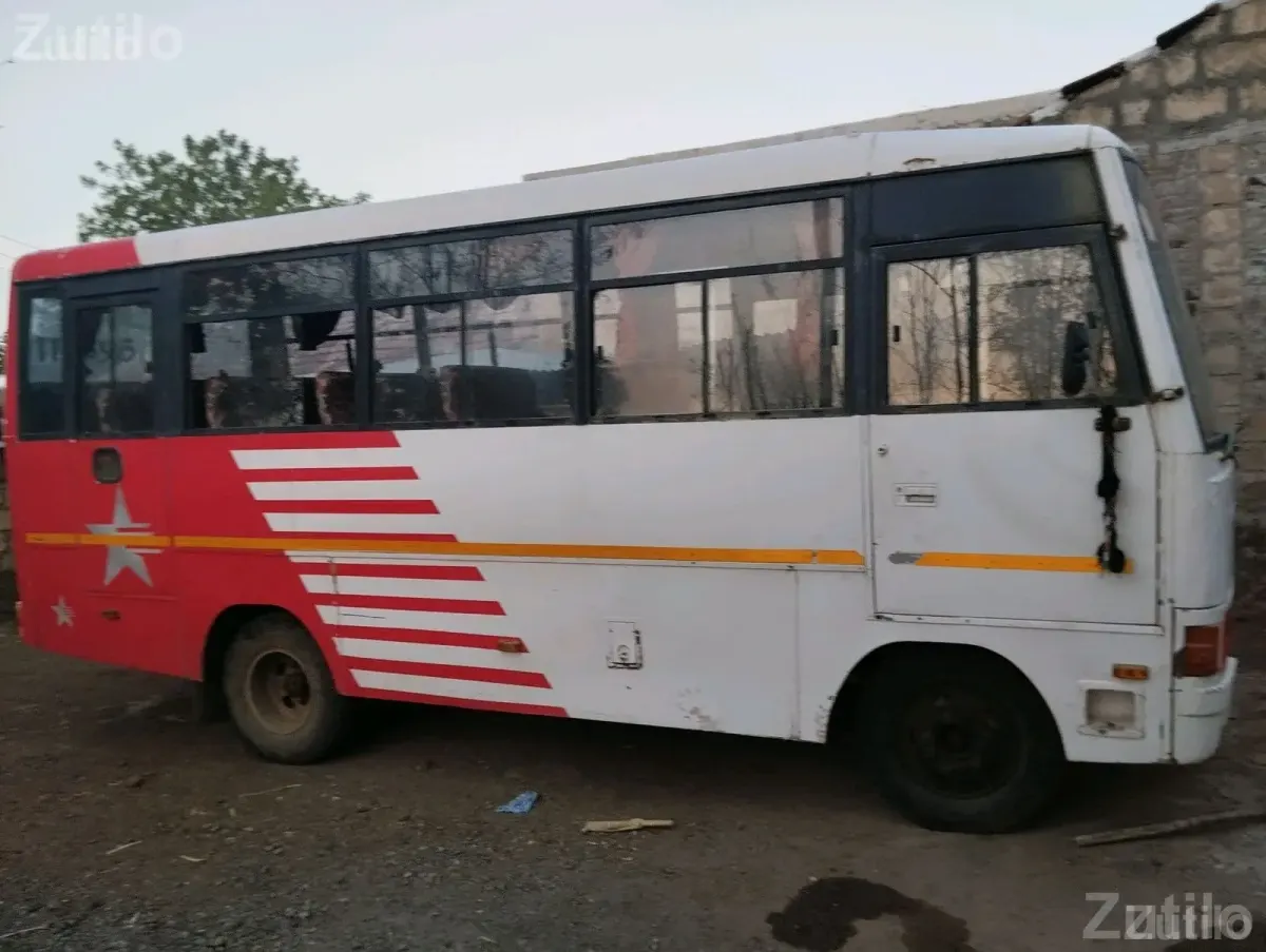 2011 Mahindra 20 Seater Bus - Buses - Babra - Image 3