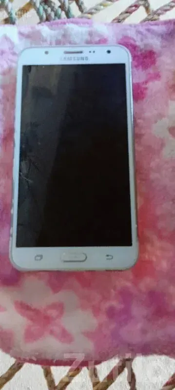 Samsung White Android Mobile Phone - Mobile Phones - Bhanvad - Image 2