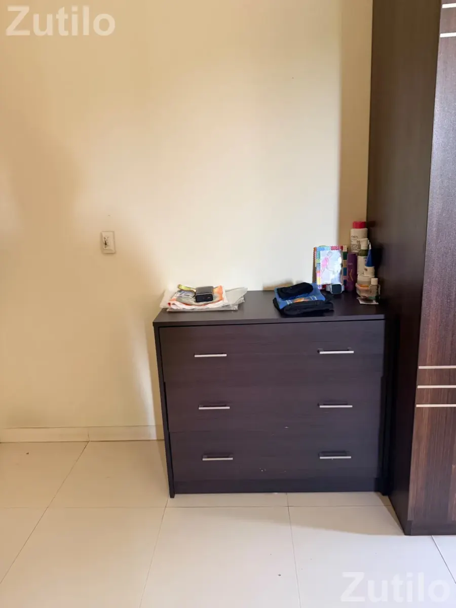 Chest of drawers and crockery unit - વોર્ડરોબ, કબાટ અને સ્ટોરેજ - અમદાવાદ શહેર - Image 2