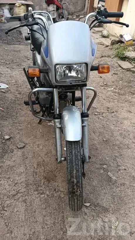 Hero Splendor 2016 Self Start Bike - બાઇક્સ - જામજોધપુર - Image 5